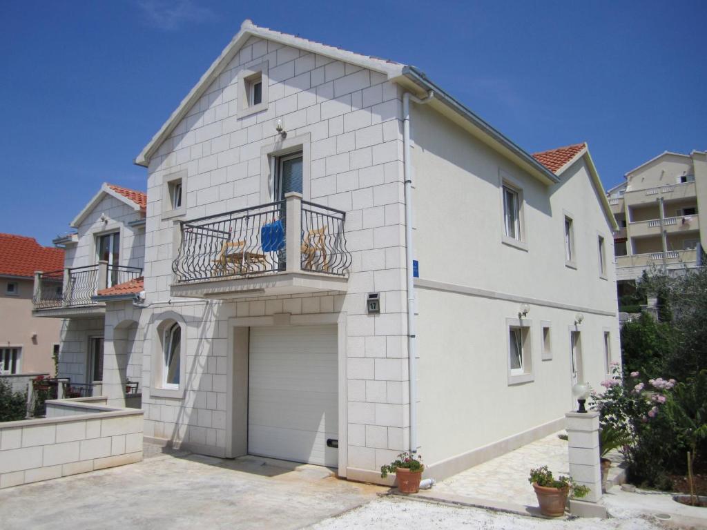 Apartments Nives Supetar Extérieur photo